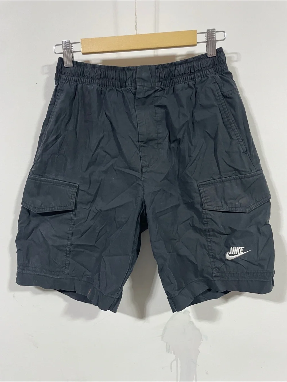 Nike Men's Dark Gray Cargo Shorts with Logo